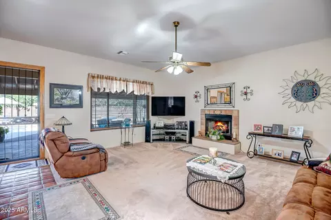 Living - 35802 N 7th St, Phoenix, AZ 85086 photo 1 of 2
