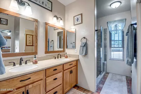 Bath - 35802 N 7th St, Phoenix, AZ 85086 photo 1 of 2