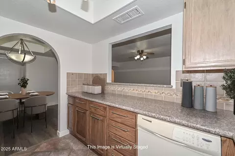 2532 E Bluefield Ave, Phoenix, AZ 85032 photo 5