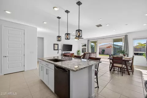 Kitchen - 10109 E Sphere Ave, Mesa, AZ 85212 photo 5 of 5