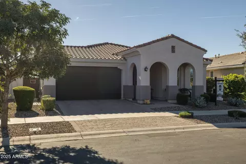 Exterior - 10109 E Sphere Ave, Mesa, AZ 85212 photo 4 of 13