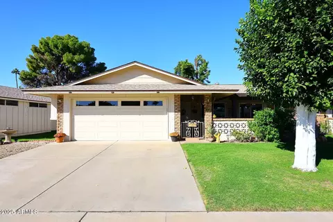 10788 W Cinnebar Ave, Sun City, AZ 85351