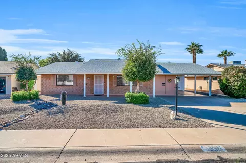 10517 W Cumberland Dr, Sun City, AZ 85351