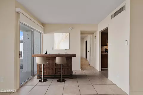 Dining - 1018 E Michelle Dr, Phoenix, AZ 85022 photo 2 of 2