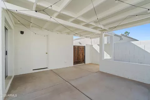 Exterior - 1018 E Michelle Dr, Phoenix, AZ 85022 photo 5 of 7