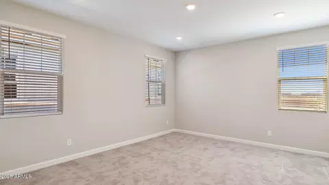 5842 E Zachary Dr, Phoenix, AZ 85054 photo 11