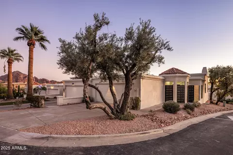 3800 E Lincoln Dr #43, Phoenix, AZ 85018
