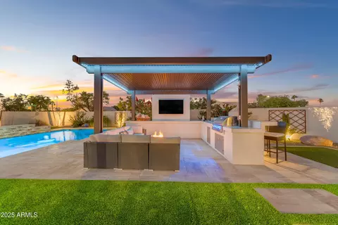 366 W Brisa Dr, Gilbert, AZ 85233