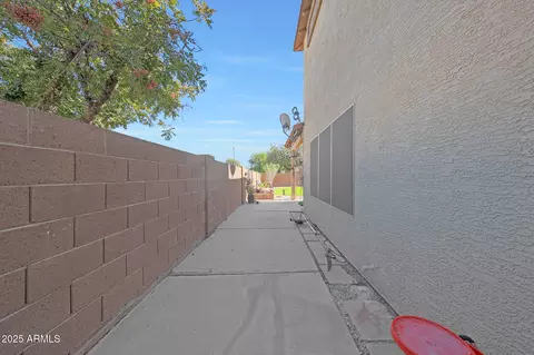 Exterior - 1247 S Boulder St #D, Gilbert, AZ 85296 photo 4 of 6