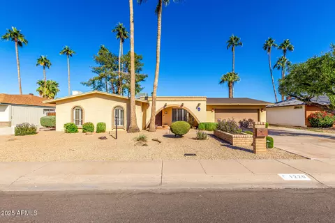 1220 E Julie Dr, Tempe, AZ 85283
