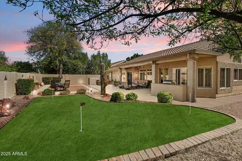 8960 W Kerry Ln, Peoria, AZ 85382
