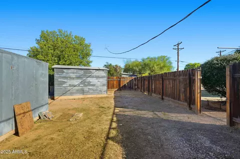 Exterior - 2026 W Northview Ave, Phoenix, AZ 85021 photo 10 of 14