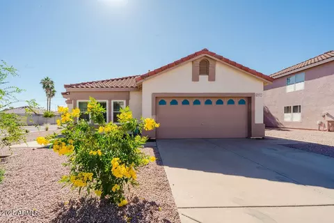 8221 E Posada Ave, Mesa, AZ 85212