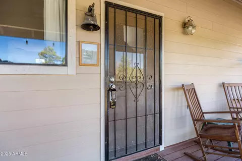 3684 Diamondback Dr, Overgaard, AZ 85933 photo 4