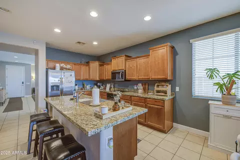 Kitchen - 3292 E Windsor Dr, Gilbert, AZ 85296 photo 2 of 8