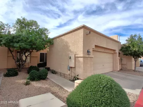 625 N Hamilton St #8, Chandler, AZ 85225