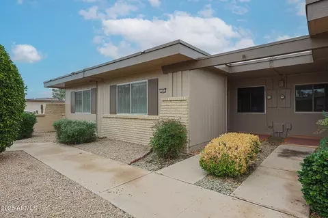 14022 N Palm Ridge Dr, Sun City, AZ 85351