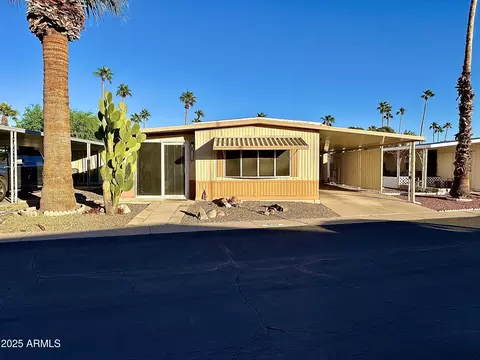 303 S Recker Rd #215, Mesa, AZ 85206