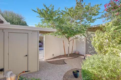 Exterior - 6643 N Majorca Way E, Phoenix, AZ 85016 photo 11 of 11