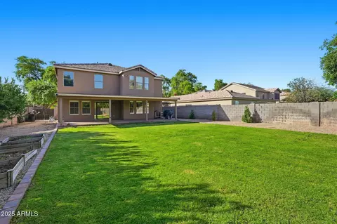 Exterior - 544 W Aviary Way, Gilbert, AZ 85233 photo 6 of 7