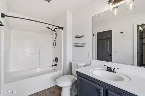 Bath - 544 W Aviary Way, Gilbert, AZ 85233 photo 3 of 4