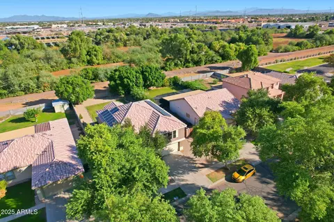 View/Area - 544 W Aviary Way, Gilbert, AZ 85233 photo 9 of 9