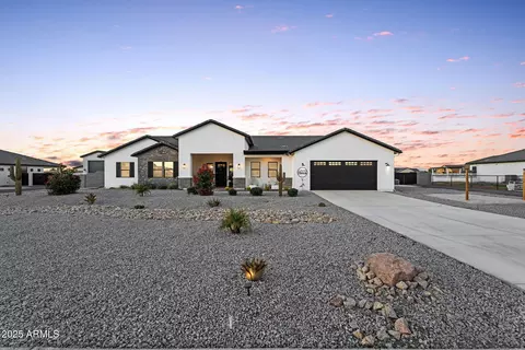 4072 E Weston Ln, San Tan Valley, AZ 85140