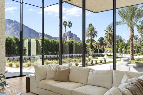 6528 N 60th St, Paradise Valley, AZ 85253