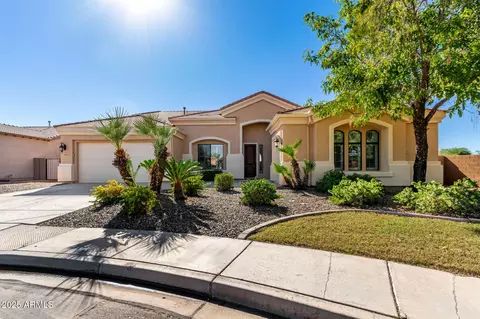 3053 E San Carlos Pl, Chandler, AZ 85249