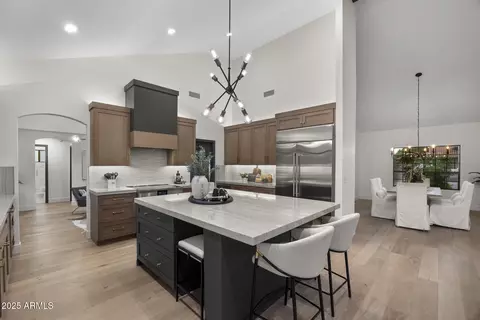 Kitchen - 1739 E Knox Rd, Tempe, AZ 85284 photo 3 of 6