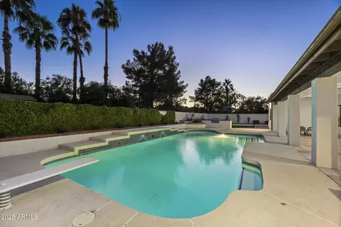 Exterior - 1739 E Knox Rd, Tempe, AZ 85284 photo 5 of 8