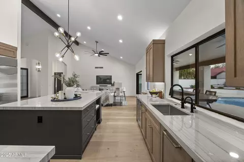 Kitchen - 1739 E Knox Rd, Tempe, AZ 85284 photo 6 of 6