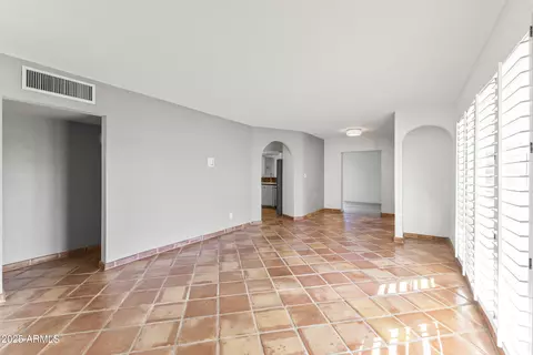 Living - 1822 E Marshall Ave, Phoenix, AZ 85016 photo 2 of 4