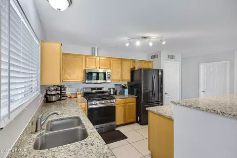 Kitchen - 1748 E Park St, Phoenix, AZ 85042 photo 2 of 4
