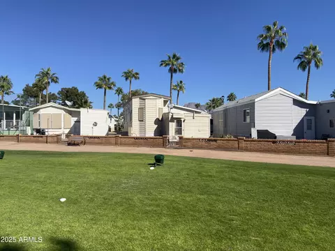 2269 S Seminole Dr, Apache Junction, AZ 85119