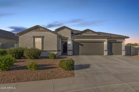 1016 W Beacon Dr, Casa Grande, AZ 85122