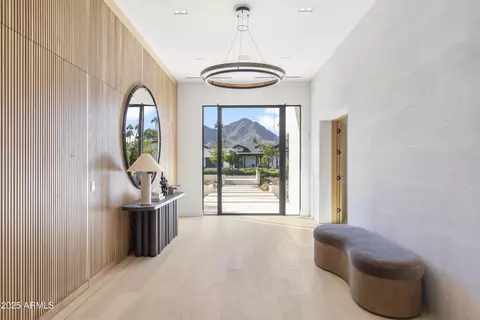 5305 N 68th Pl, Paradise Valley, AZ 85253