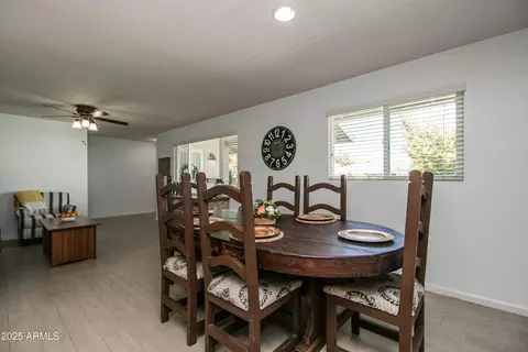 Dining - 2017 W Edgemont Ave, Phoenix, AZ 85009 photo 5 of 5