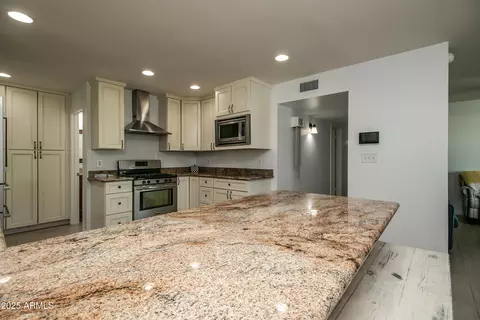 Kitchen - 2017 W Edgemont Ave, Phoenix, AZ 85009 photo 1 of 4