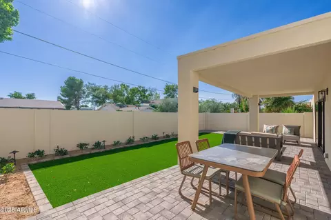 Exterior - 4333 E Fairmount Ave, Phoenix, AZ 85018 photo 5 of 6