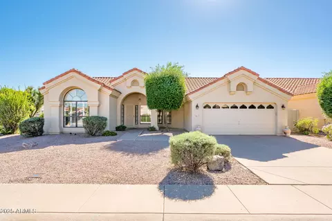 3813 E Desert Flower Ln, Phoenix, AZ 85044
