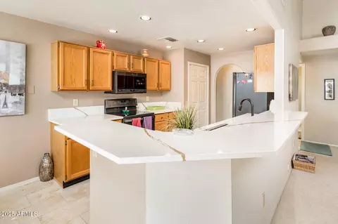 Kitchen - 3813 E Desert Flower Ln, Phoenix, AZ 85044 photo 1 of 5