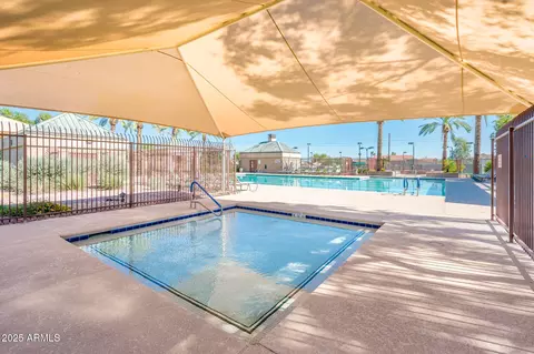 Exterior - 3813 E Desert Flower Ln, Phoenix, AZ 85044 photo 15 of 16