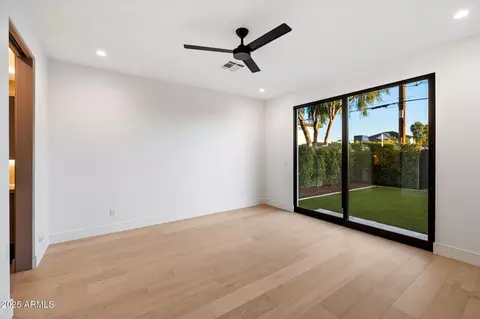 Bedroom - 4537 E Montecito Ave, Phoenix, AZ 85018 photo 1 of 6