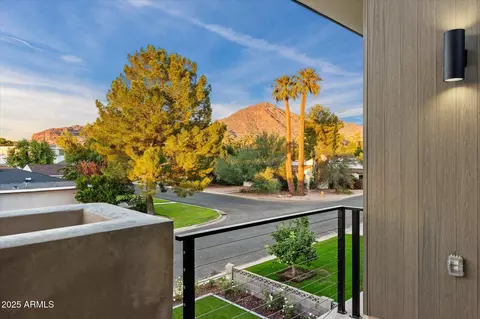 Exterior - 4537 E Montecito Ave, Phoenix, AZ 85018 photo 2 of 6