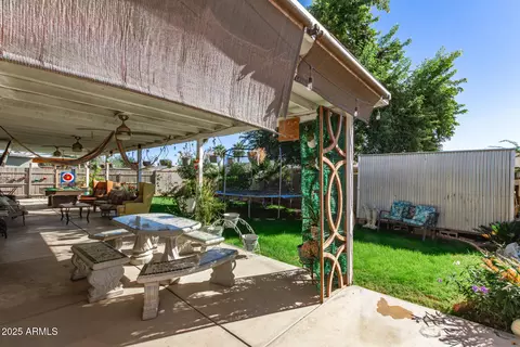 Exterior - 2007 W Chipman Rd, Phoenix, AZ 85041 photo 3 of 4