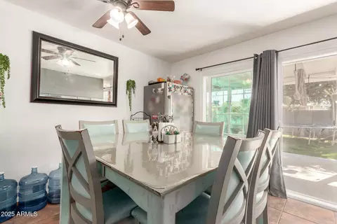Dining - 2007 W Chipman Rd, Phoenix, AZ 85041 photo 1 of 2