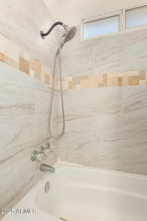 Bath - 2007 W Chipman Rd, Phoenix, AZ 85041 photo 4 of 4