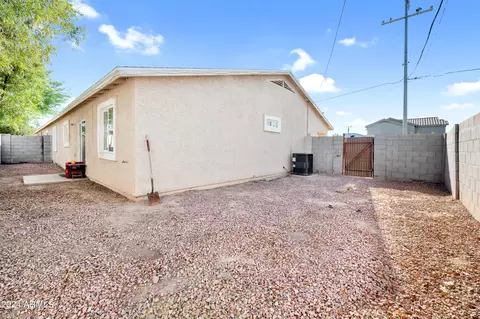 Exterior - 2702 E Juniper Ave, Phoenix, AZ 85032 photo 2 of 3