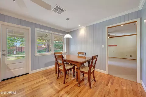 Dining - 7138 N 13th Pl, Phoenix, AZ 85020 photo 1 of 1